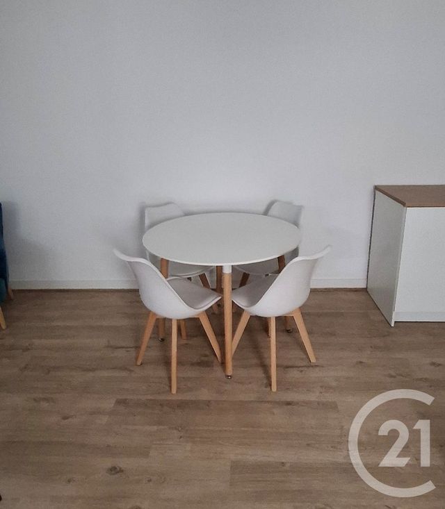 Appartement F1 à louer - 1 pièce - 42.0 m2 - PERIGUEUX - 24 - AQUITAINE - Century 21 Mazaudon Immobilier