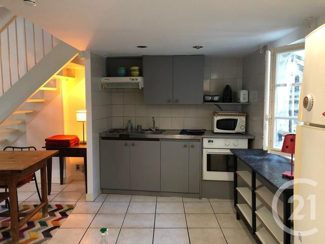 Appartement à louer - 2 pièces - 60.0 m2 - PERIGUEUX - 24 - AQUITAINE - Century 21 Mazaudon Immobilier