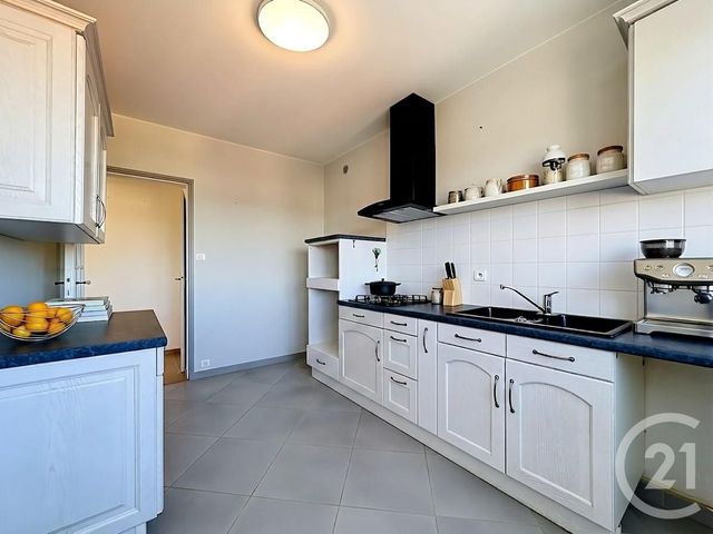 Appartement T3 à vendre - 3 pièces - 67.0 m2 - PERIGUEUX - 24 - AQUITAINE - Century 21 Mazaudon Immobilier