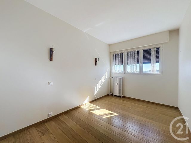 Appartement T3 à vendre - 3 pièces - 67.0 m2 - PERIGUEUX - 24 - AQUITAINE - Century 21 Mazaudon Immobilier