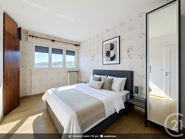 Appartement T3 à vendre - 3 pièces - 67.0 m2 - PERIGUEUX - 24 - AQUITAINE - Century 21 Mazaudon Immobilier
