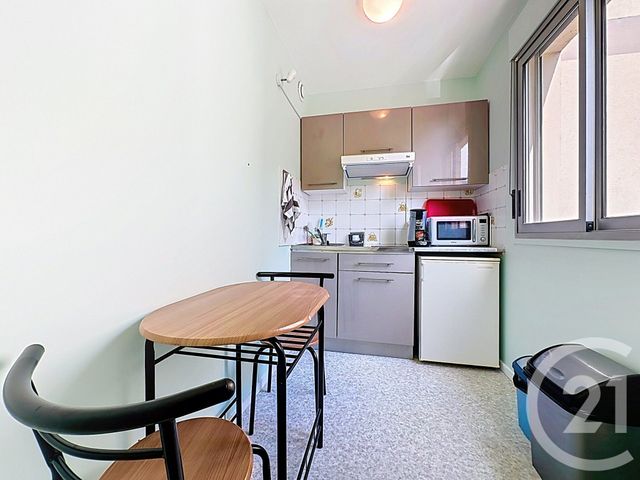 Appartement F1 à vendre - 1 pièce - 28.2 m2 - PERIGUEUX - 24 - AQUITAINE - Century 21 Mazaudon Immobilier