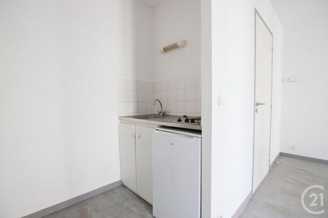 Appartement à louer - 2 pièces - 35.0 m2 - PERIGUEUX - 24 - AQUITAINE - Century 21 Mazaudon Immobilier