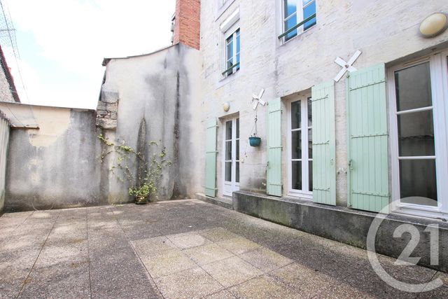 Appartement à louer - 2 pièces - 35.0 m2 - PERIGUEUX - 24 - AQUITAINE - Century 21 Mazaudon Immobilier
