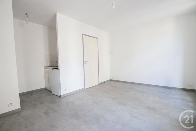 Appartement à louer - 2 pièces - 35.0 m2 - PERIGUEUX - 24 - AQUITAINE - Century 21 Mazaudon Immobilier