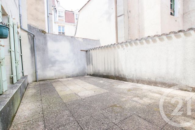 Appartement à louer - 2 pièces - 35.0 m2 - PERIGUEUX - 24 - AQUITAINE - Century 21 Mazaudon Immobilier